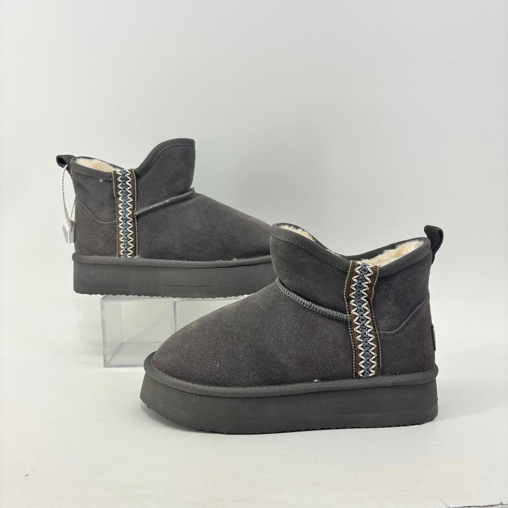 Women’s Suede Booties Size 7 Gray Genuine Leather Winter Comfort - Picture 8 of 12